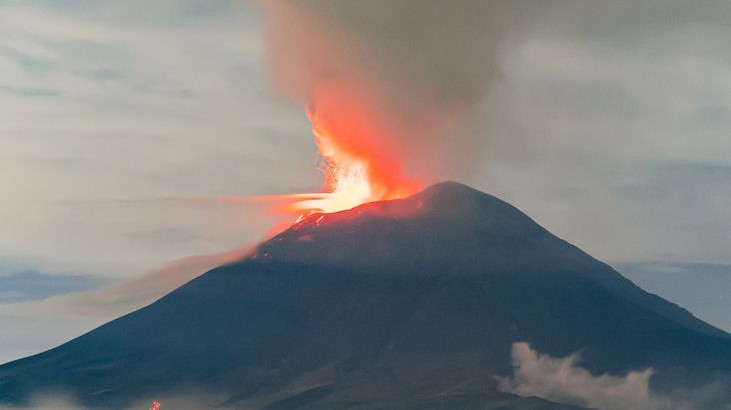 火山噴火の様子