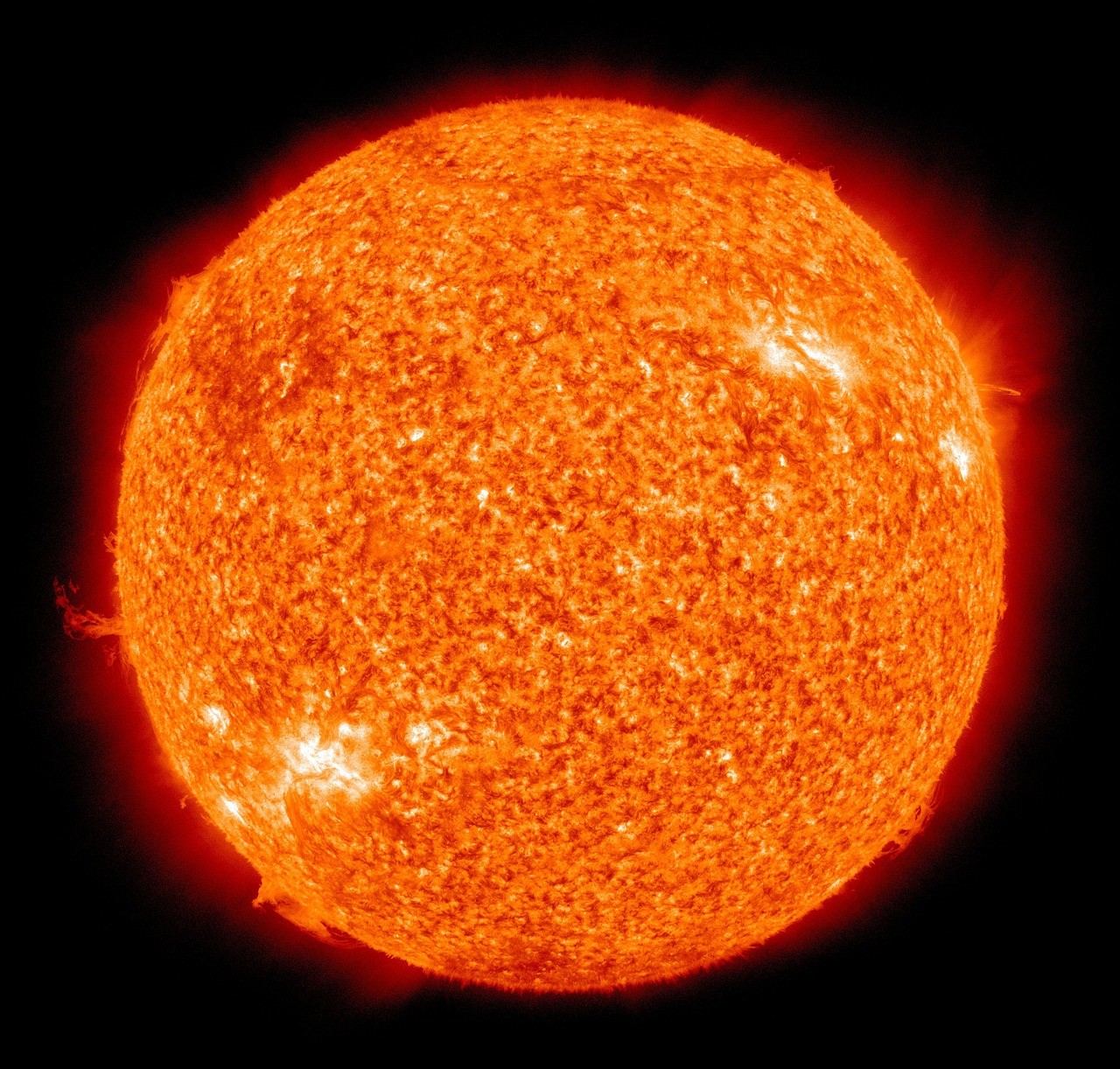 太陽表面のリアルな写真